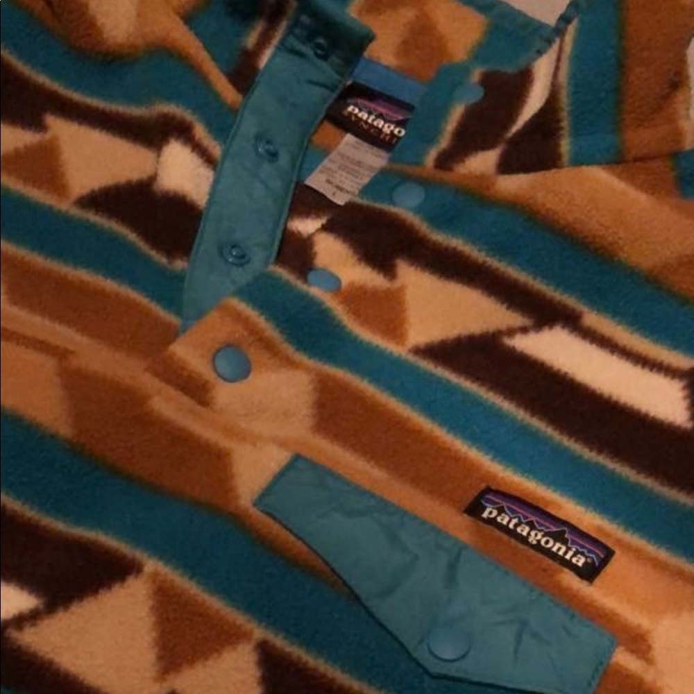 Patagonia snap-up pullover